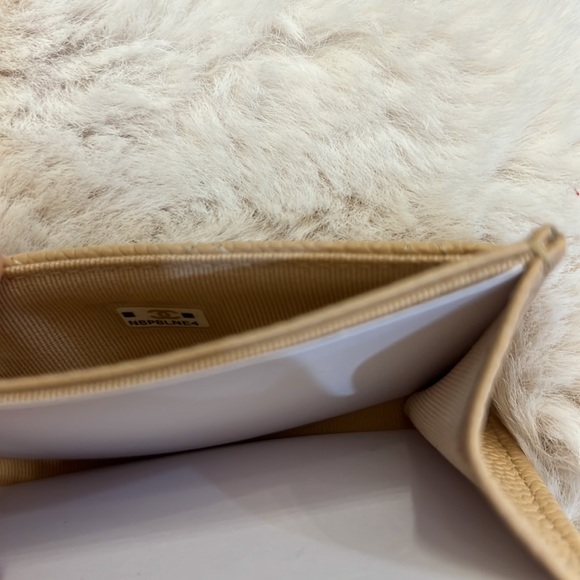 BNWT CHANEL CLASSIC FLAP CARD HOLDER - Picture 9 of 13